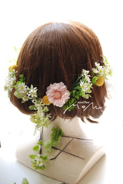 ピンクスカビオサと小花のクラッチブーケ!_a0136507_21250344.jpg