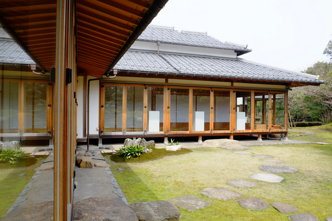 「富山・アートなとやま旅 樂翠亭美術館」_a0000029_10591956.jpg