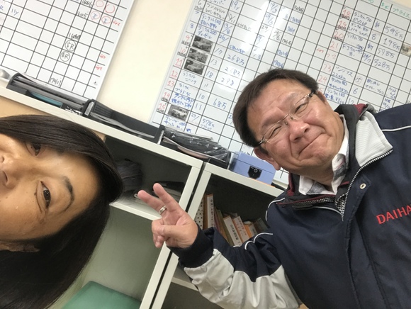 3月28日 火曜日の本店みんなブログ★ ランクル・ハイエース・アルファード♬多数取り揃え!TOMMY_b0127002_1855278.jpg