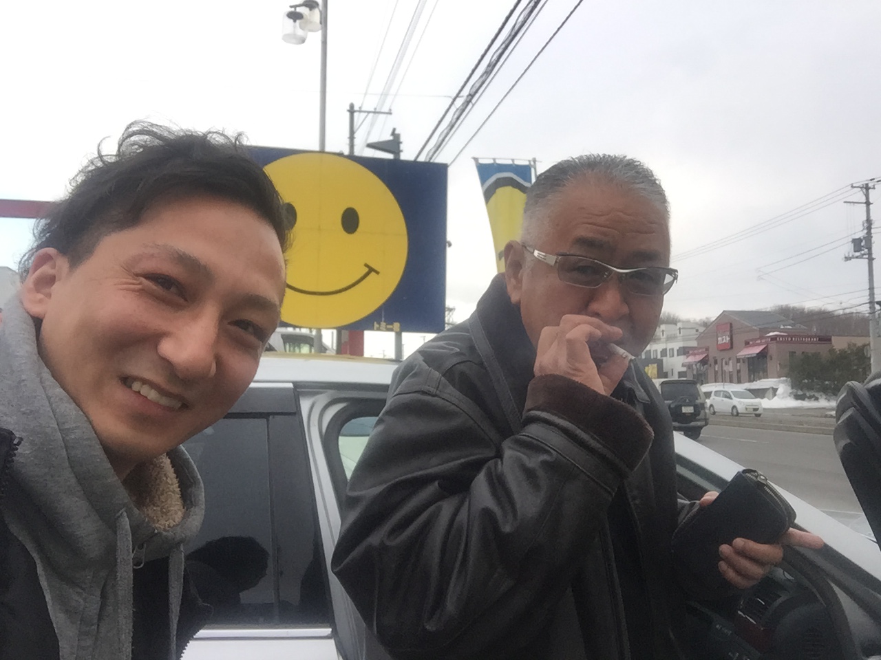3月28日 火曜日の本店みんなブログ★ ランクル・ハイエース・アルファード♬多数取り揃え!TOMMY_b0127002_1856074.jpg