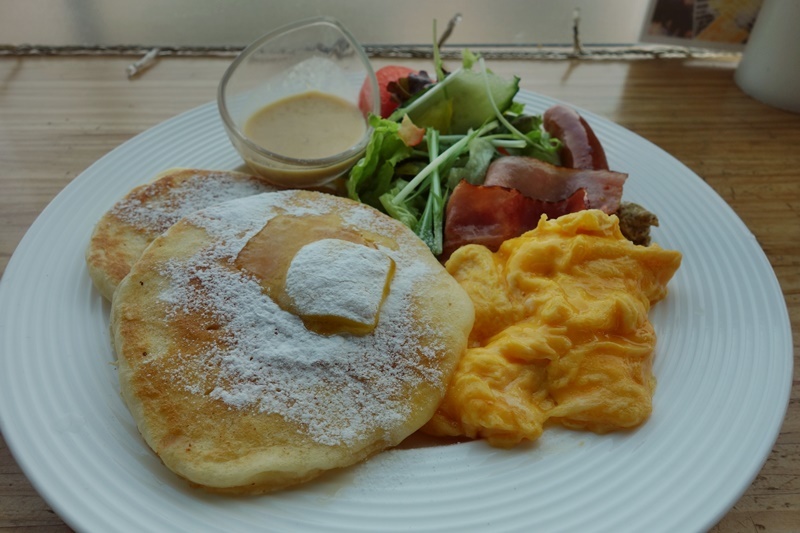 春の茨城旅その⑤～天空のカフェ「SEA BiRDS CAFE（シーバーズカフェ）」でパンケーキ＠日立_d0133704_14170060.jpg