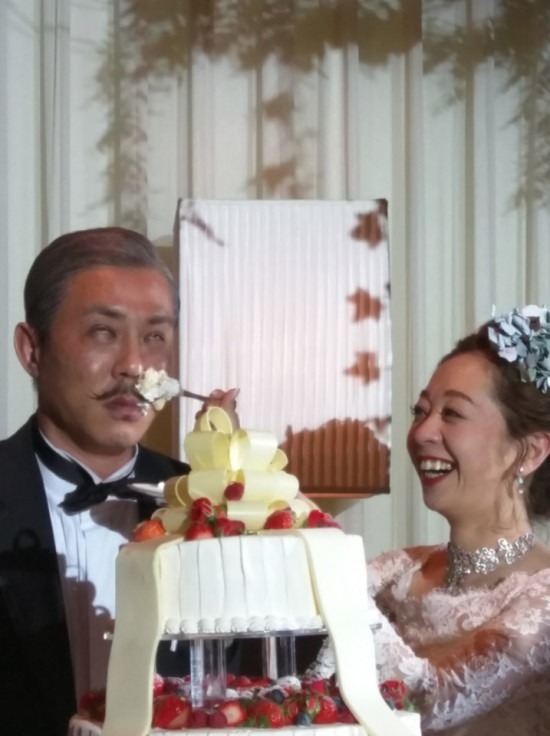 結婚式しました　披露宴編　　入荷フランスアンティーク　ロングシャツ。セーラーパンツ。_f0180307_15455222.jpg