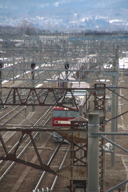 藤田八束の鉄道写真@青森貨物ターミナルの貨物列車列車の写真・・・函館・青森間に新幹線で寂しくなった青森駅_d0181492_23451274.jpg