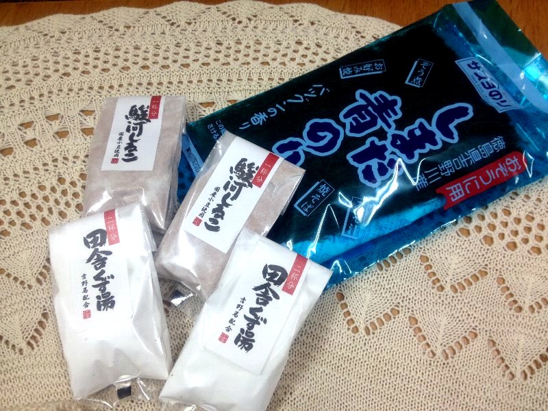 ☆キャベツ!咲きましたよ・芯の水栽培☆_c0092953_045824.jpg