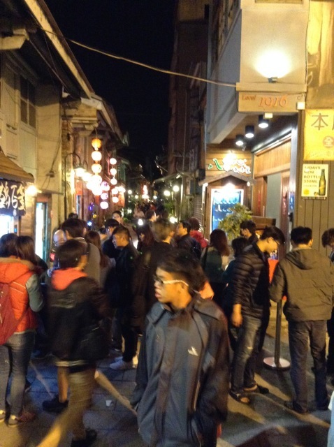 台南 神農老街からたまたま出会った「康楽街牛肉湯」が大当たり。_a0334793_01030325.jpg