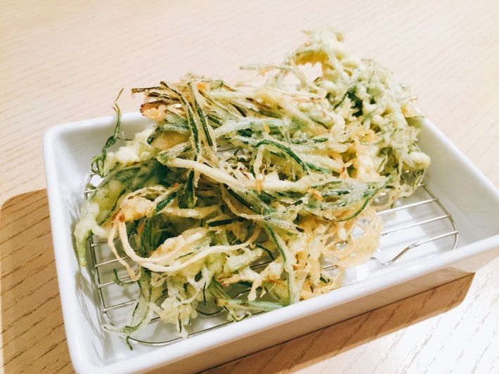 野蒜(のびる)料理&マカロン_b0060363_21401703.jpg