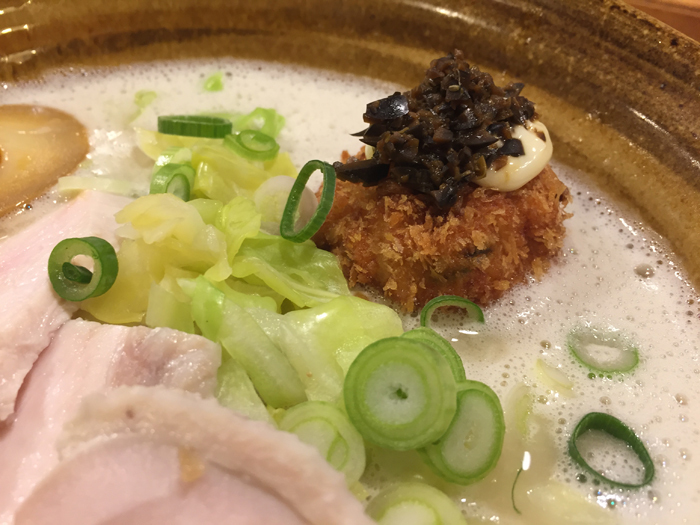 新在家ラーメン　もんど　＠　東加古川駅前_e0024756_22073912.jpg