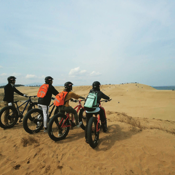 【地方活性化】砂丘だけじゃない！蒼い空と海の鳥取をファットバイクで駆け抜けろ_b0310463_21552788.jpg