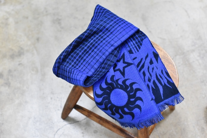 本日・お待たせの入荷です。。。Tsunai Haiya Fenomeno ROUND ZIP WALLET!♪!_d0152280_09144483.jpg