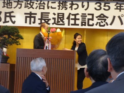 井口一郎氏「市長退任パーティー」_f0019487_9214643.jpg