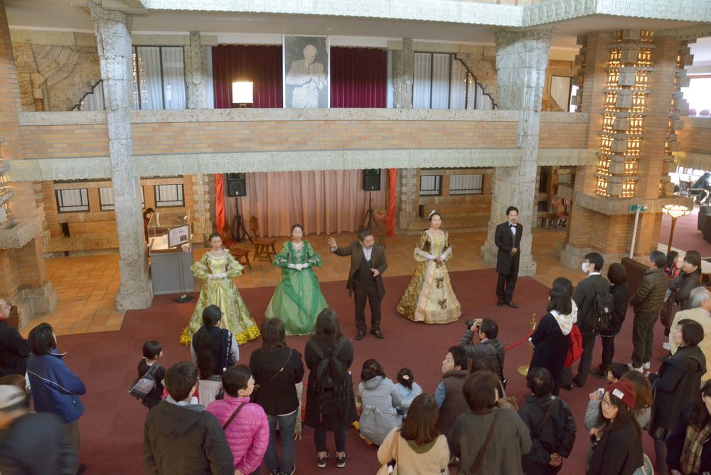 帝国ホテル舞踏会_e0373930_20505720.jpg