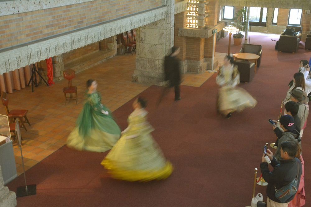 帝国ホテル舞踏会_e0373930_20510013.jpg