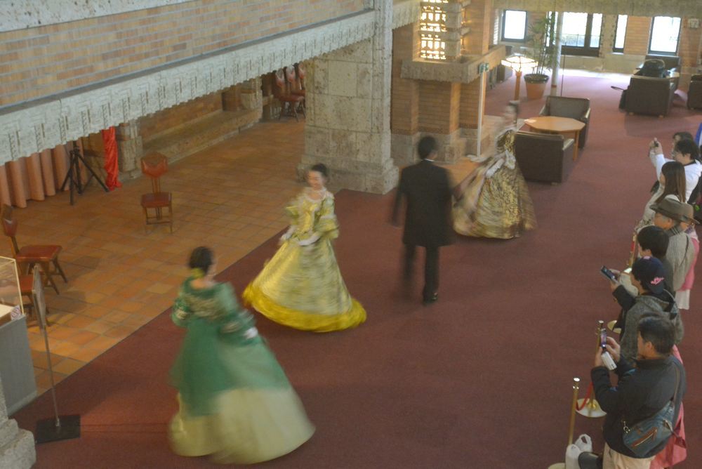 帝国ホテル舞踏会_e0373930_20510076.jpg
