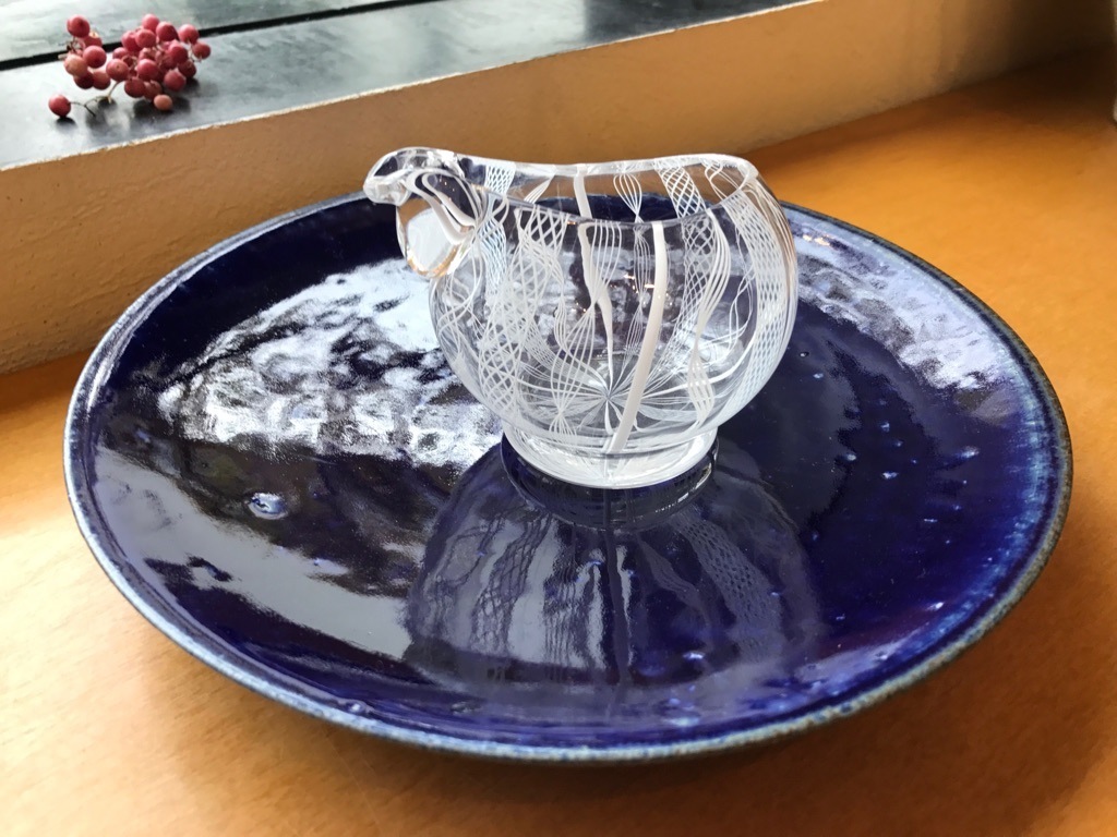 ピッチャーとお皿_b0132442_16525709.jpg