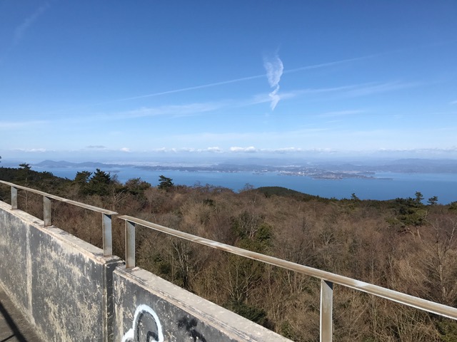 四方指展望台と大観峰・・・どっちが絶景？_c0214359_22442479.jpg