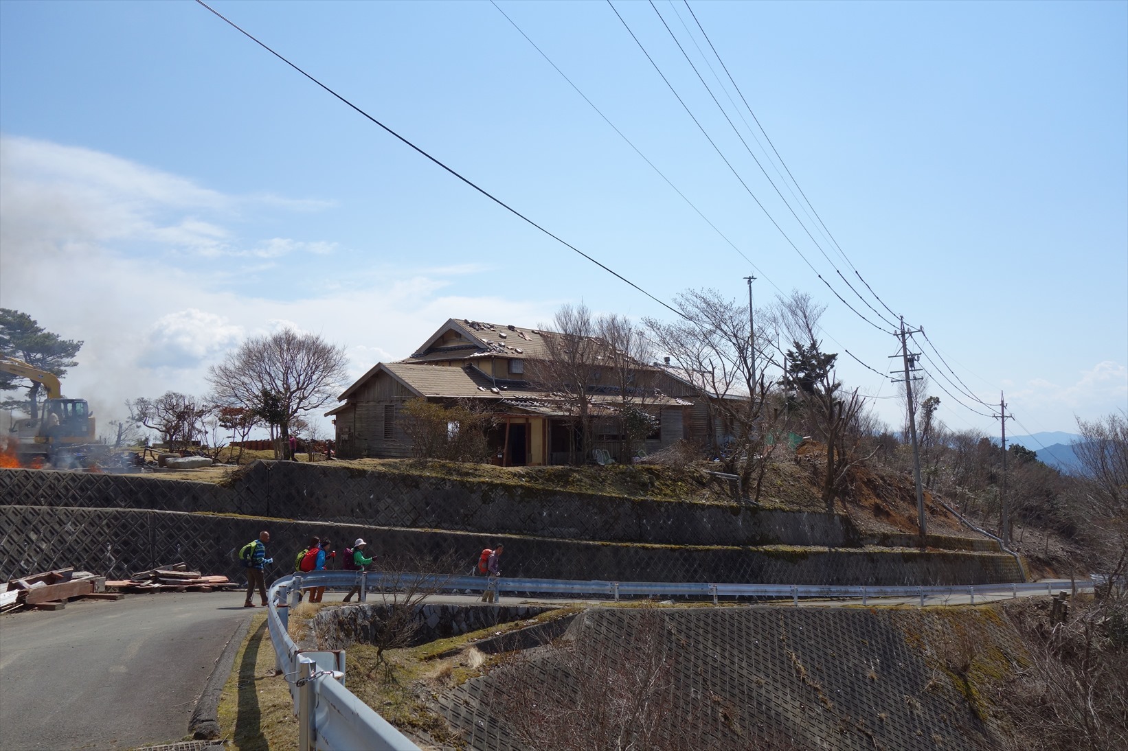 f0348933_22040200.jpg