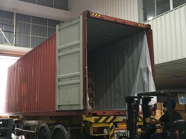タイ工場からコンテナ出荷_b0100062_09265368.jpg