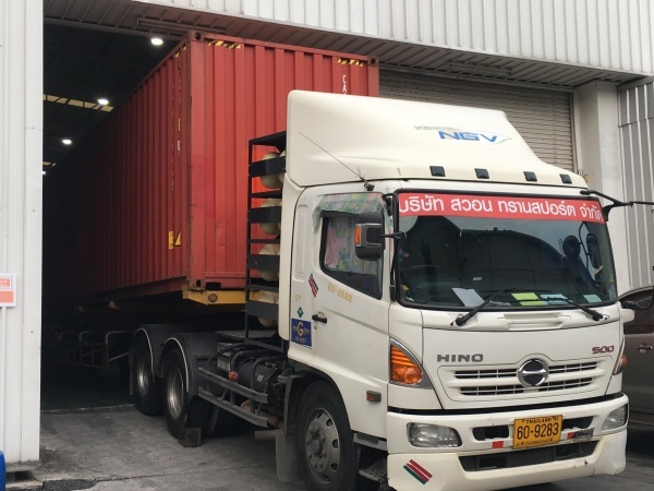 タイ工場からコンテナ出荷_b0100062_09272125.jpg