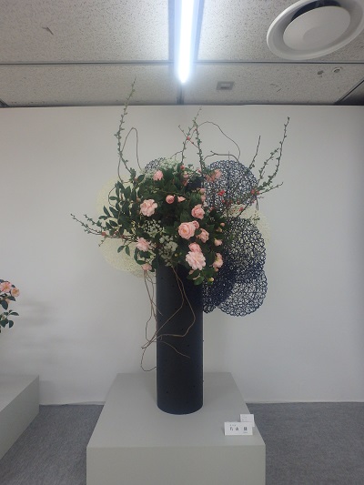 西日本華道連盟いけばな展 大作_d0195183_0185827.jpg
