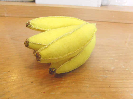 フェルト裁縫 ~ 野菜とフルーツの盛り合わせ ~_e0222340_15165740.jpg