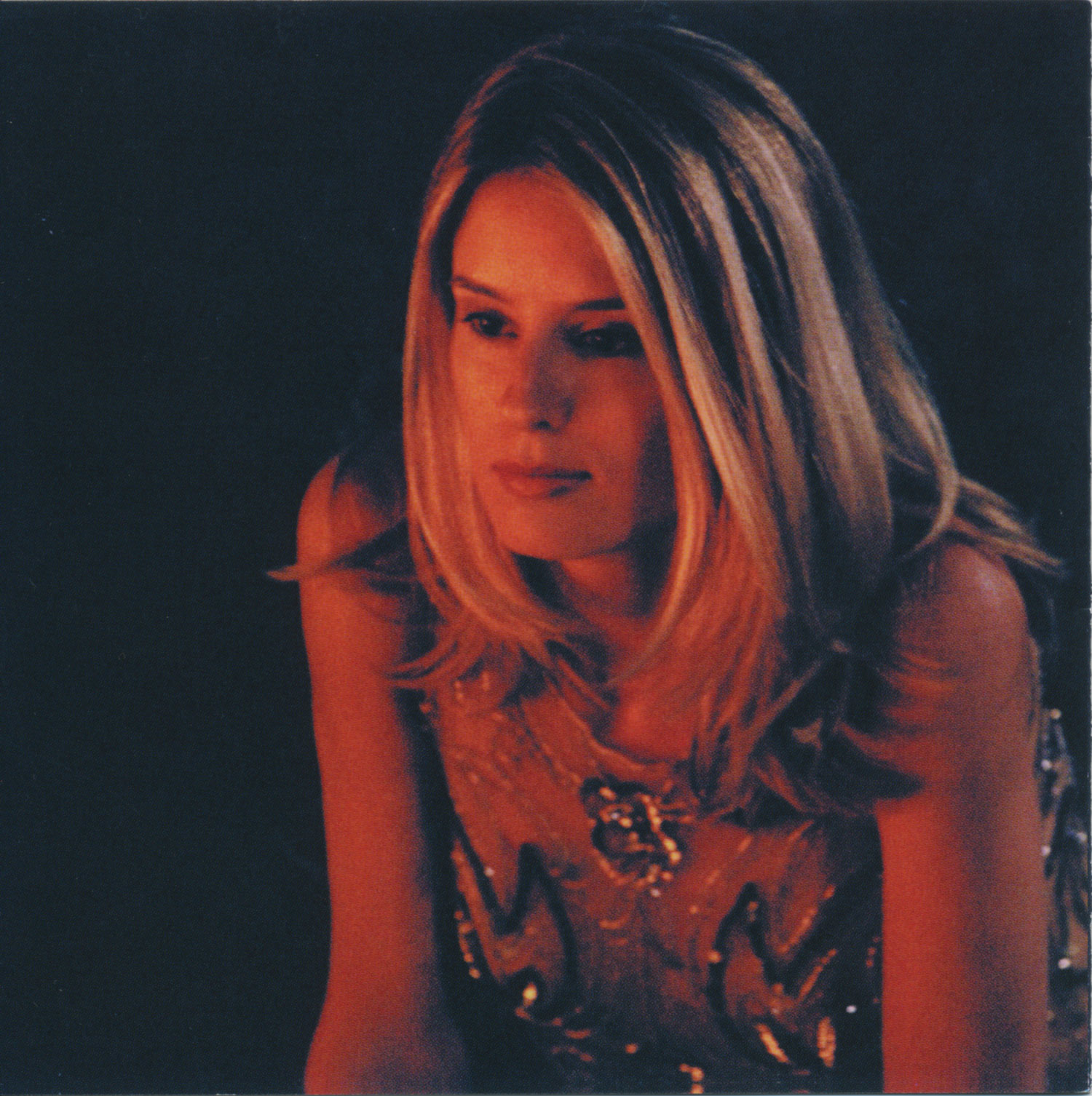 パスカル・ラボーレ(Pascale Lavoie)「Moods」(2004)_e0042361_15021583.jpg