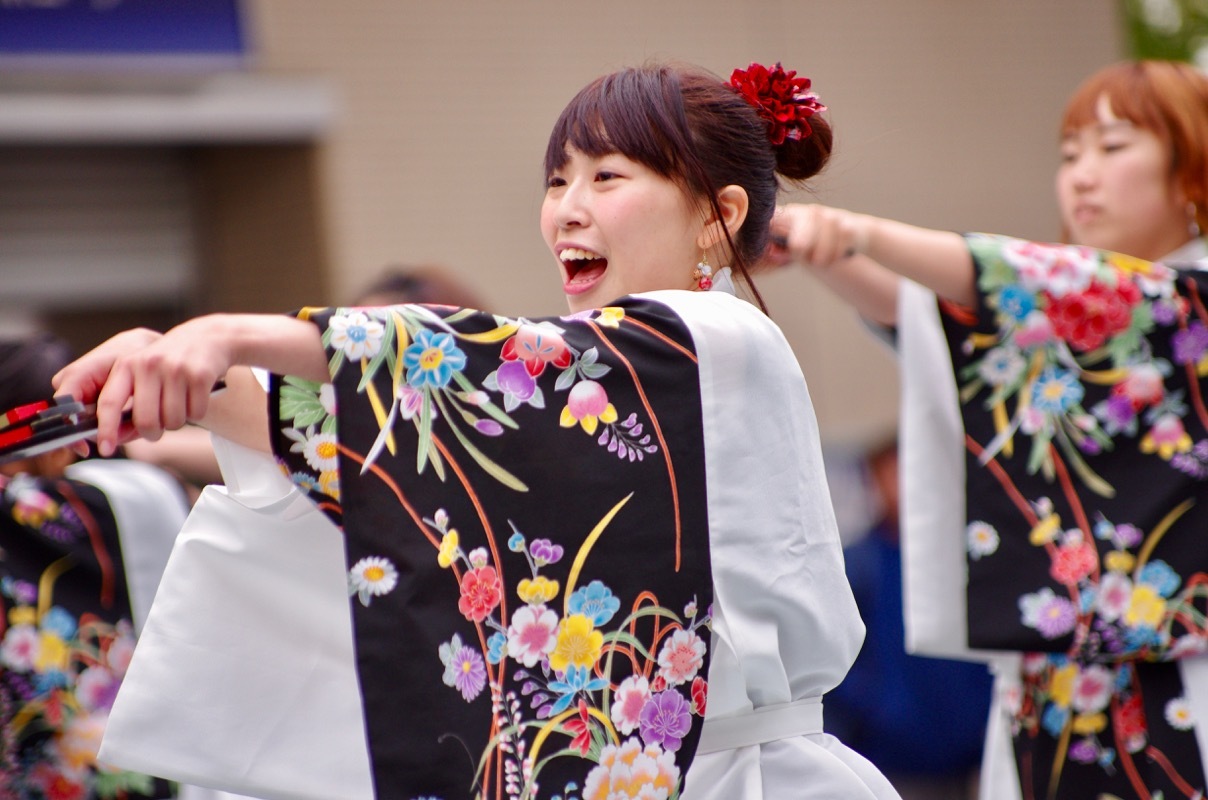 ２０１６YOSAKOIぶち楽市民祭その２７（宇部フロンティア大学　桜翔連）_a0009554_21531810.jpg