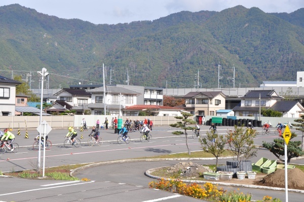 「第2回スポーツバイクスキルアップセミナーin上田自動車学校」参加者募集のお知らせ_b0217782_22344955.jpg