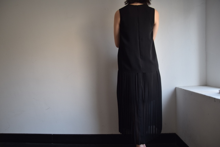 抜け感と透け感を ・・・_b0110586_12145110.jpg