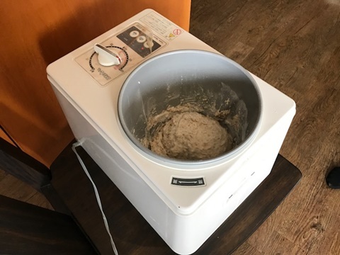 e0359604_10570551.jpeg