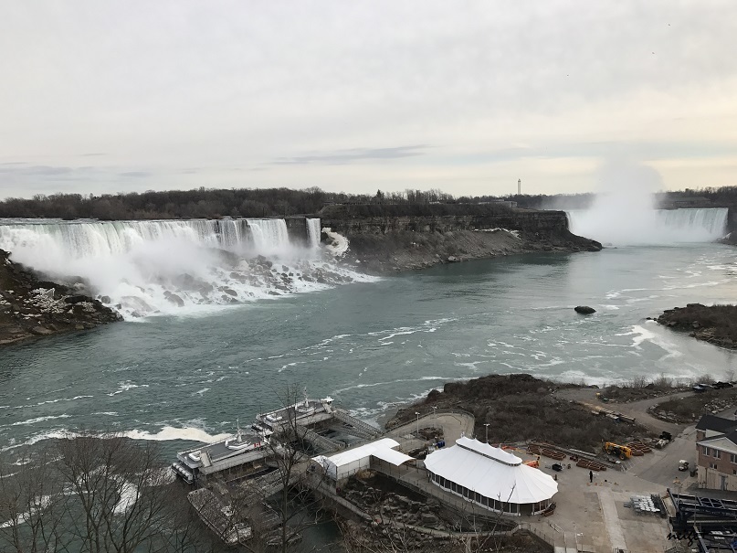 カナダ旅行オンタリオ湖までドライブ♪ナイアガラオンザレイク_f0023333_21373004.jpg