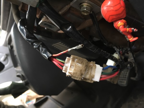 S210p ハイゼットのライトつかない ぼっけもんブログ2