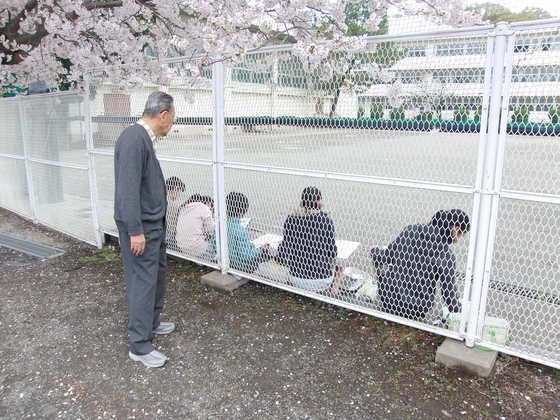 お花見 ~ 春の歩行訓練週間 ~_e0222340_15393349.jpg
