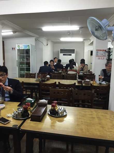 ソウルの魅惑の路地裏グルメ 「冷麺店」_b0060363_22525227.jpg