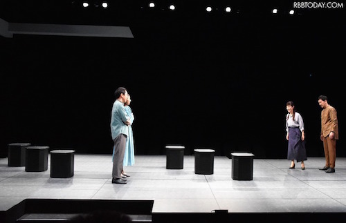 不信 彼女が嘘をつく理由 東京芸術劇場 シアターイースト Mayumin Blog 2