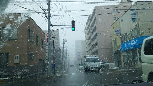 冬に逆戻りの札幌_b0176650_22267.jpg