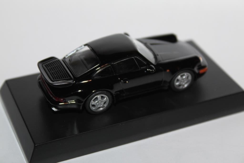 1/64 Kyosho PORSCHE 3 911 TURBO_b0285587_12594699.jpg