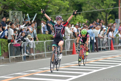 LiveGARDEN BiciStelle/Bizkaia-Durango・吉川 美穂(よしかわ みほ)選手を金栄堂サポート!_c0003493_12121548.jpg