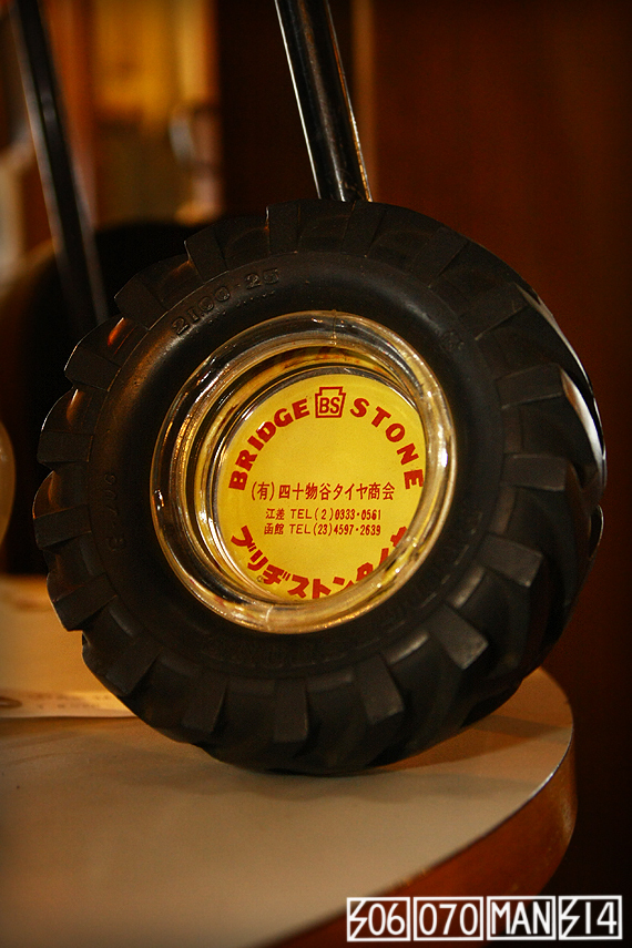 1970s Vintage ブリジストンタイヤの灰皿 BRIDGESTONE_e0243096_17550455.jpg