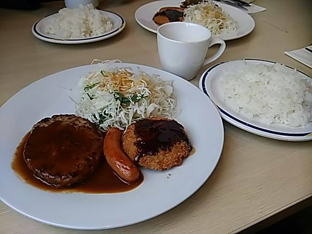 友達とランチ♪&エビチリ_f0019498_2164481.jpg