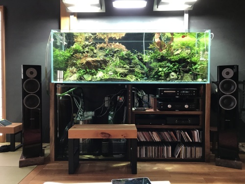 お宅訪問記【LINN MAJIK DSM3&FIDATA】_c0113001_14233633.jpg