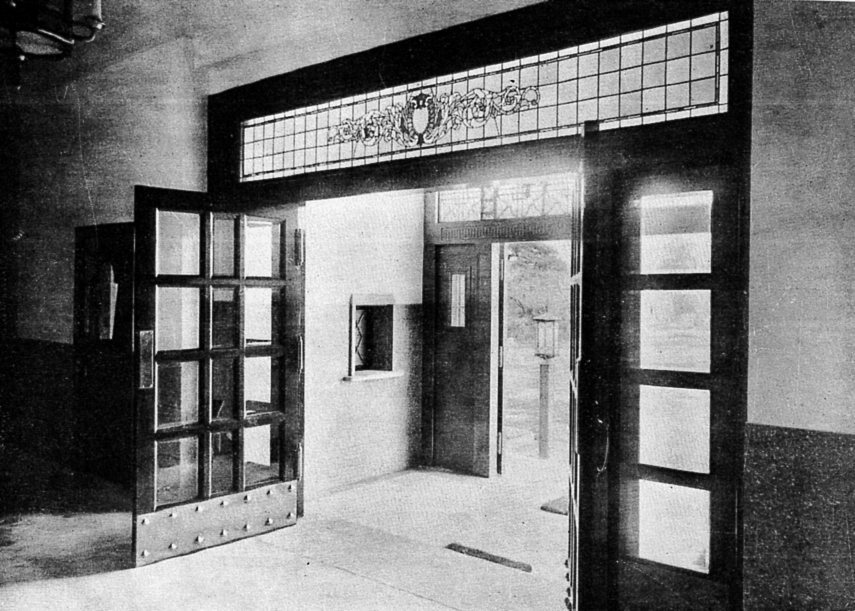 函館市公民館(函館の建築再訪)_f0142606_10195590.jpg