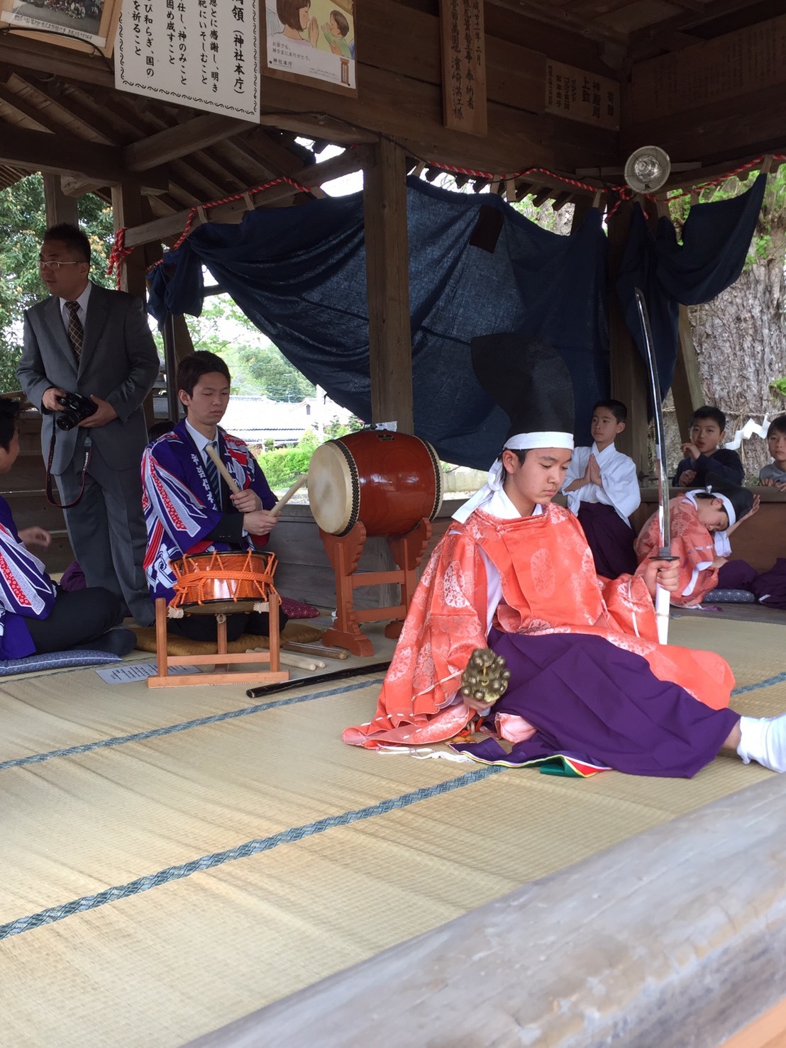 春の例大祭~昼神楽~♪_b0115751_21561171.jpg