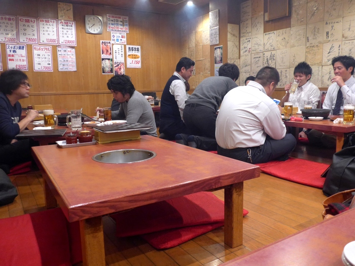 浅草「炭火焼き肉 本とさや」へ行く。_f0232060_1314915.jpg