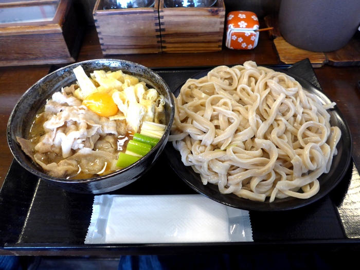 西荻窪「豚肉汁うどん 豚や」へ行く。_f0232060_172263.jpg