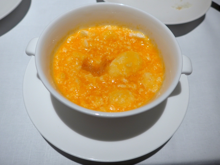 溜池山王「中国料理 星ヶ岡」へ行く。_f0232060_2320338.jpg