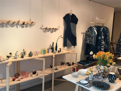 花咲き緑薫る展 会場_b0353974_08210185.jpg