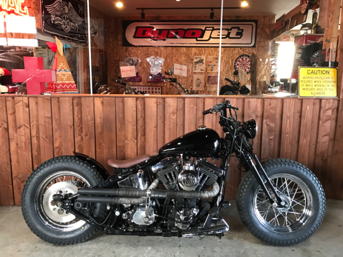 \'98 FLSTF Bobber Style_d0348774_22125338.jpg