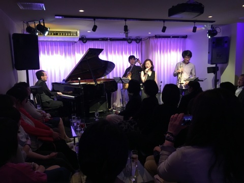 Jazzlive comin 明日月曜日のライブ_b0115606_10364936.jpg