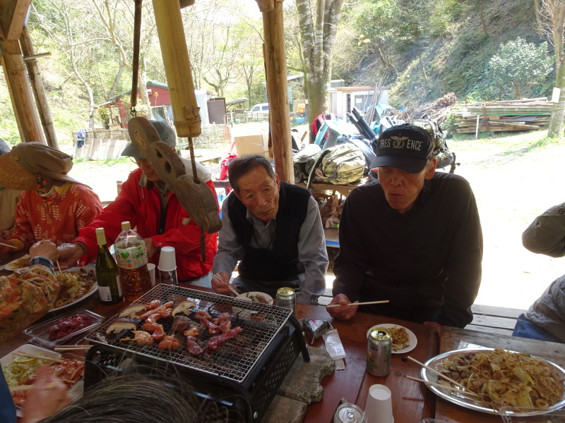 みさき里山クラブ第１５回定期総会＆BBQパーティー・・・孝子の森_c0108460_00331636.jpg