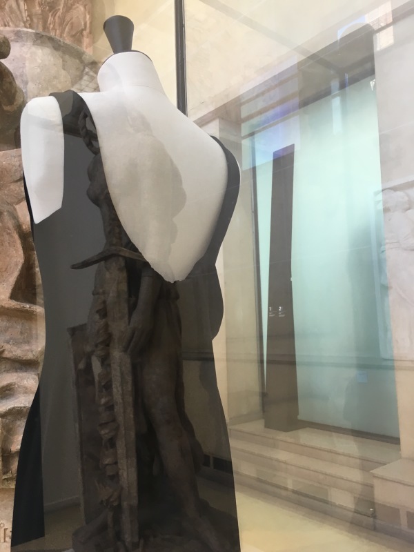 バレンシアガの黒の世界〜Balenciaga, l\'oevre au noir展 @ Musee Bourdelle_f0375079_23591250.jpg